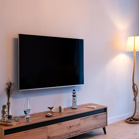 Apartman Comfortable Near The River,