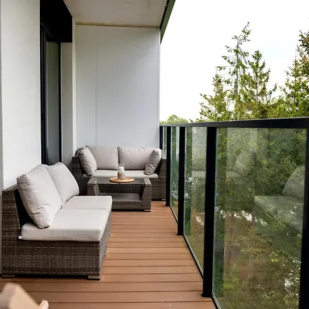 Comfortable Near The River, Apartman *