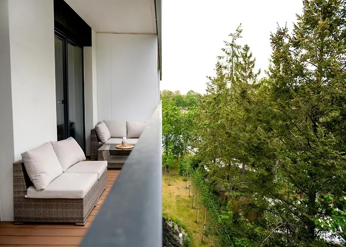 Apartment Comfortable Near The River, *